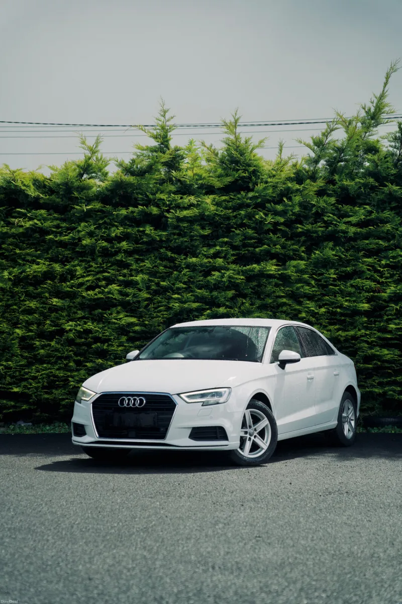 Audi A3 Sedan 1.4 TFSI 2017 - Image 1