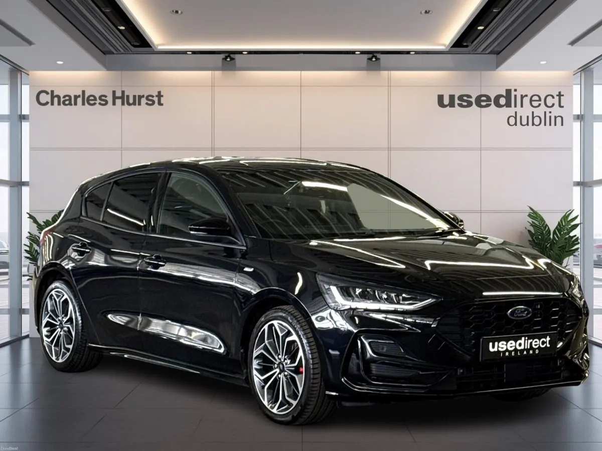 Ford Focus ST-Line X  T EcoBoost 155 MHEV Start/St - Image 1