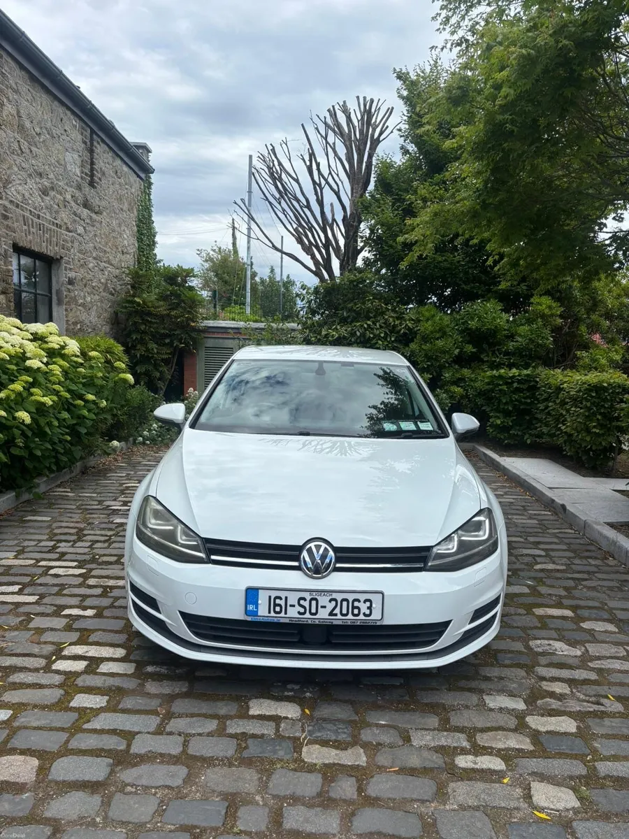 Volkswagen Golf 1.2 petrol - Image 1
