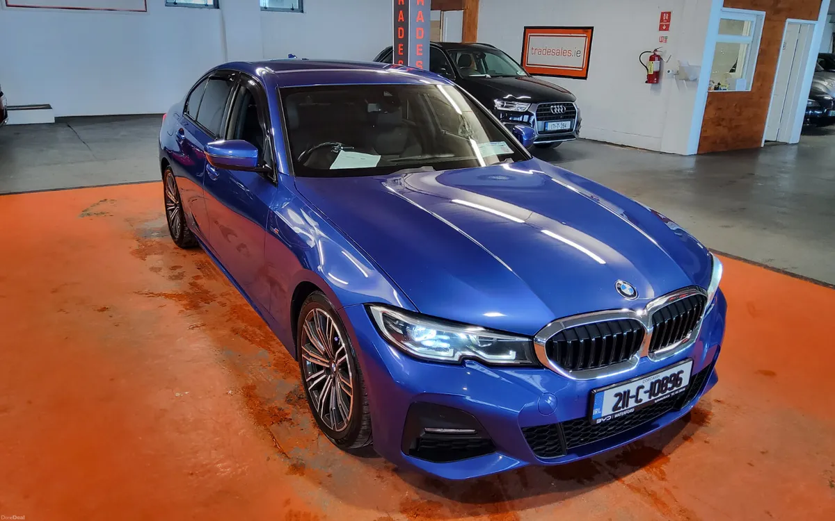 BMW 3-Series 2021 - Image 1