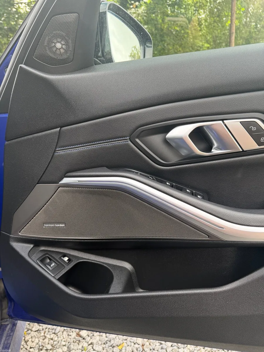 BMW 330e M Sport G20 X Drive - Image 6