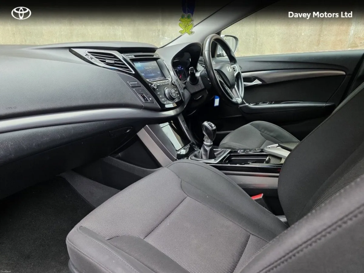 Hyundai i40 1.7 CRDI STYLE BLUE DRIVE 5DR - Image 6