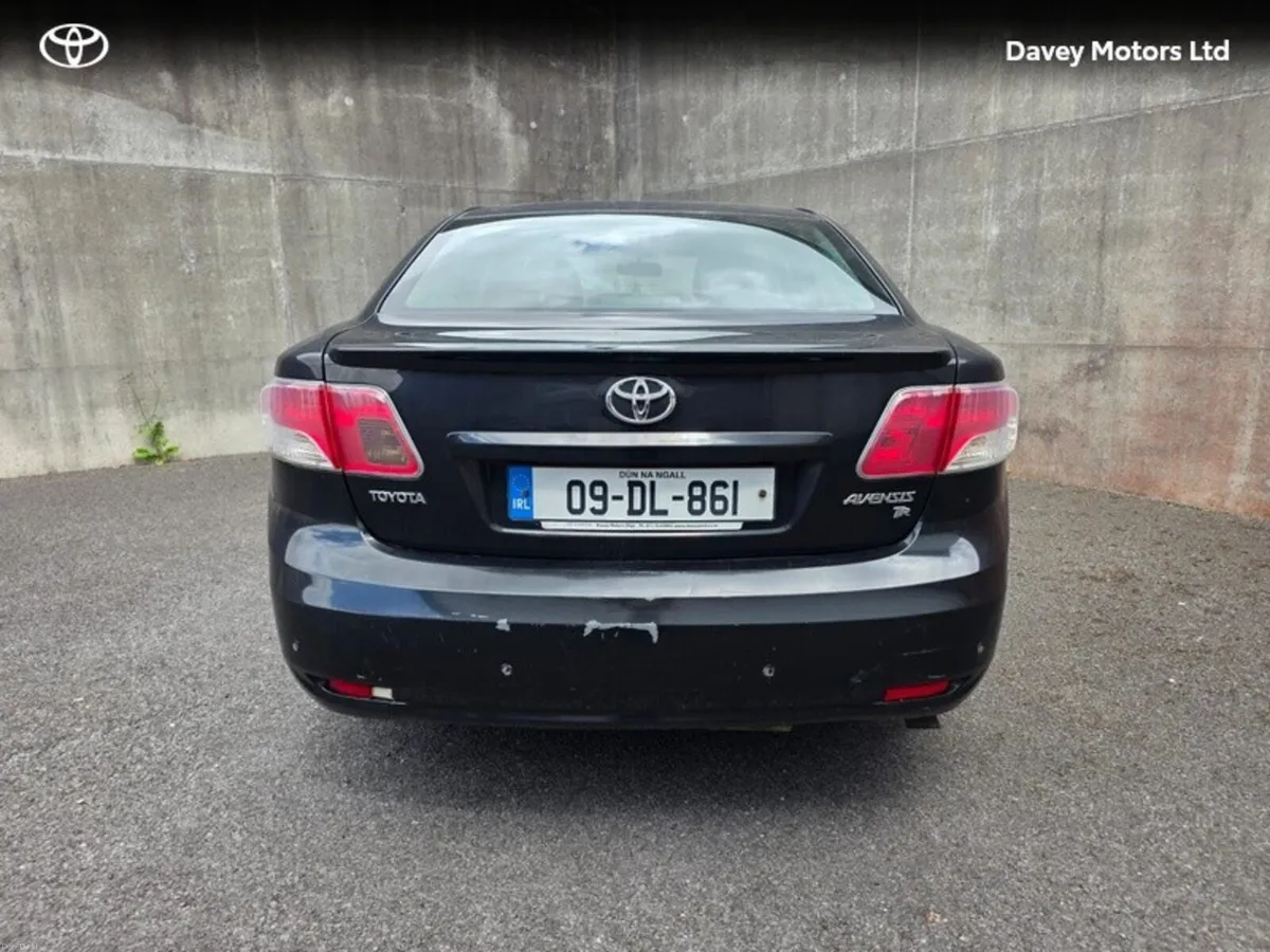 Toyota Avensis D-4D 2.0 OVERMOUNT TR 4DR - Image 3