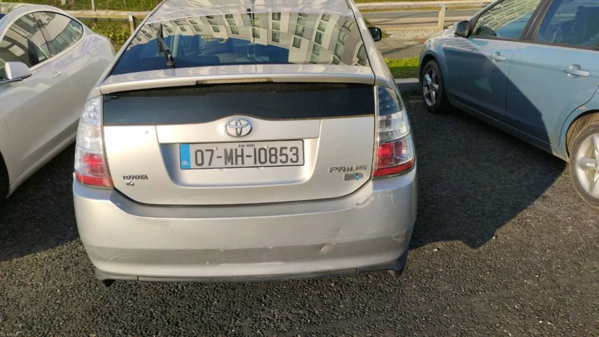 2007 Toyota Prius Hybrid – Automatic - Image 5