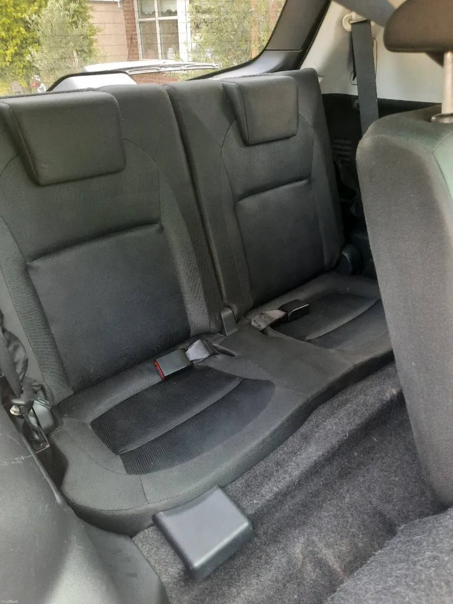 Nissan Qashqai+2 2012 - Image 4
