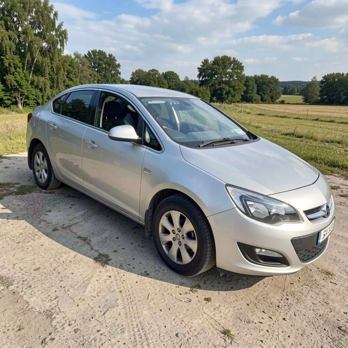Opel Astra 2016 manual 1 owner 1.6 CDTi 136 PS - Image 2