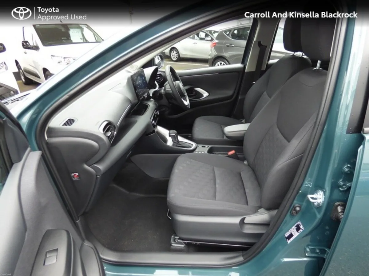 Toyota Yaris Hybrid Luna - Image 6