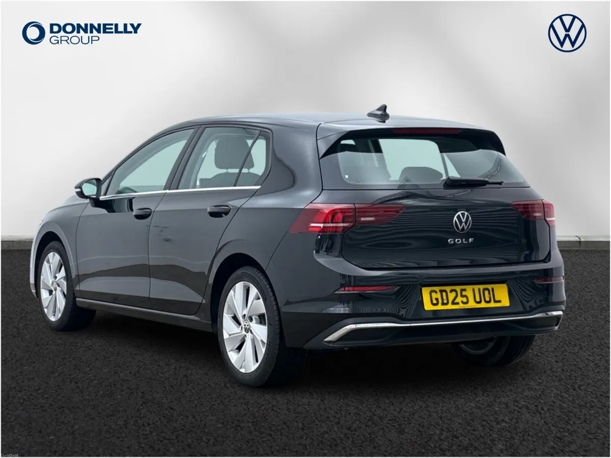 Volkswagen Golf Hatchback Style - Image 3