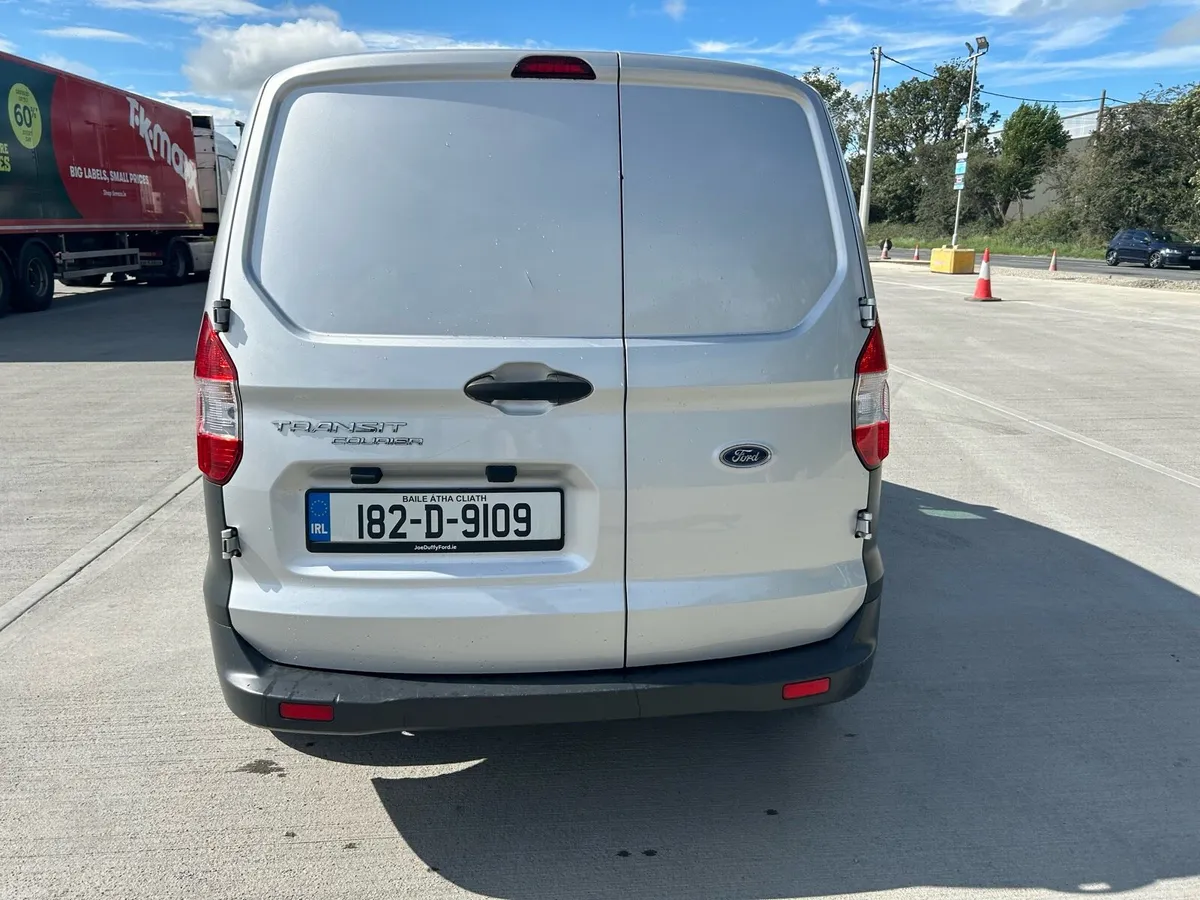 2018 ford transit courier - Image 3