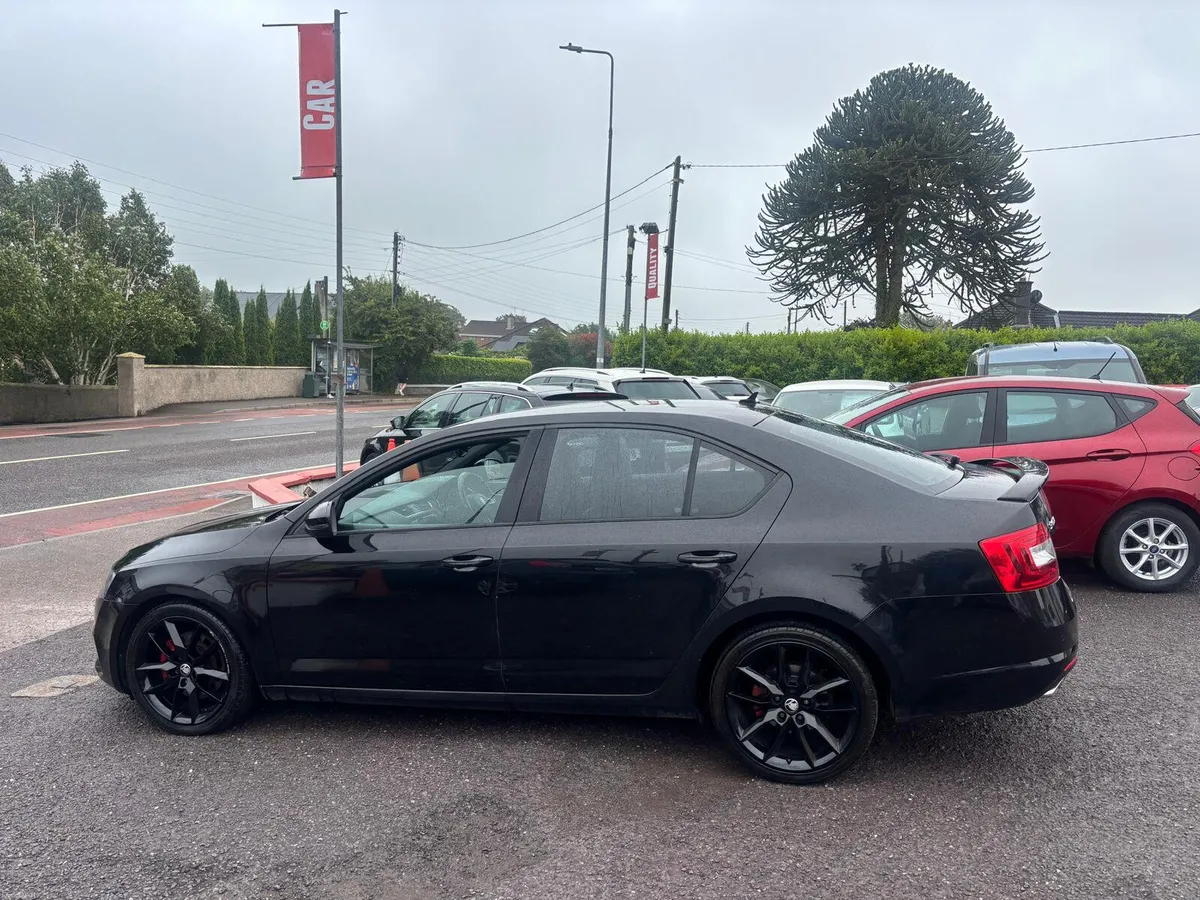 Skoda Octavia 2017  VRS  DIESEL  184BHP - Image 3
