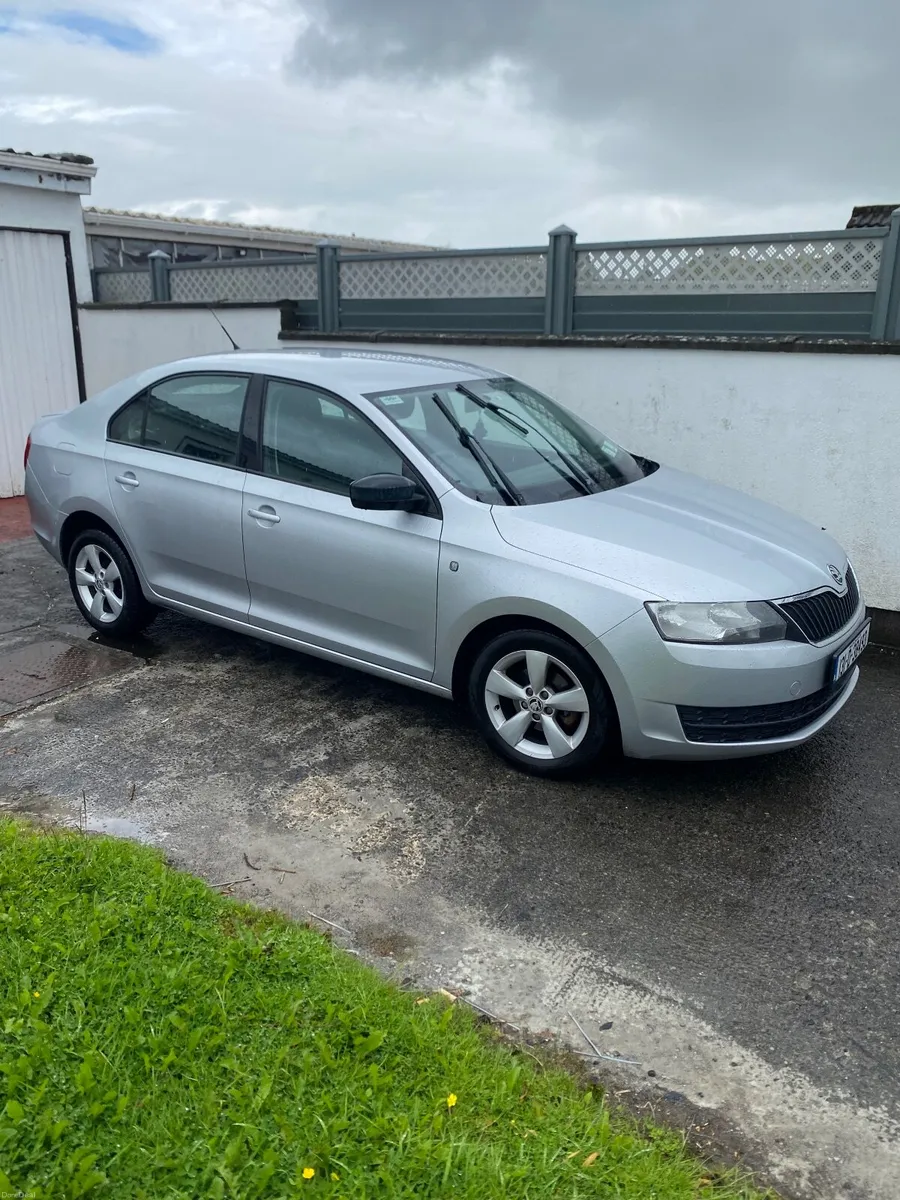 Skoda Rapid 2013 - Image 1