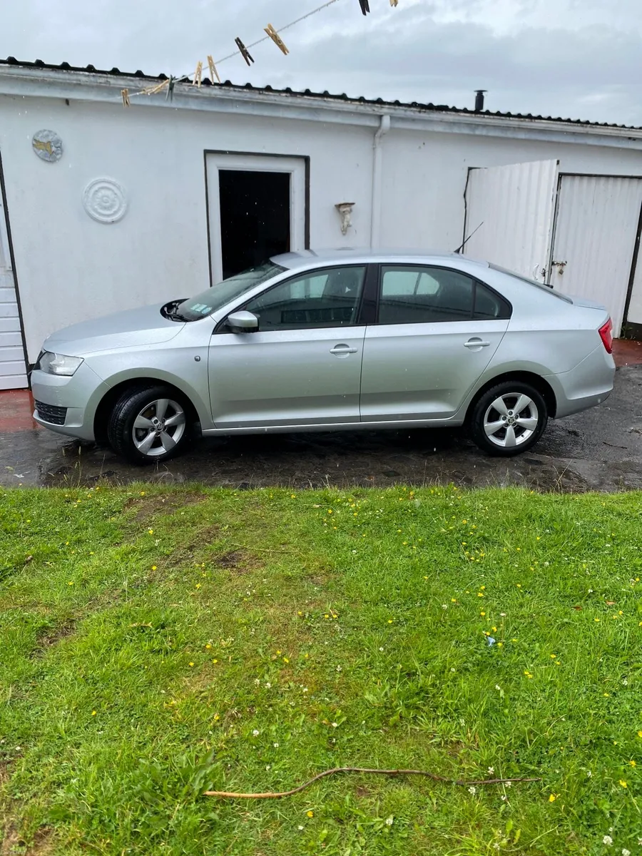 Skoda Rapid 2013 - Image 6