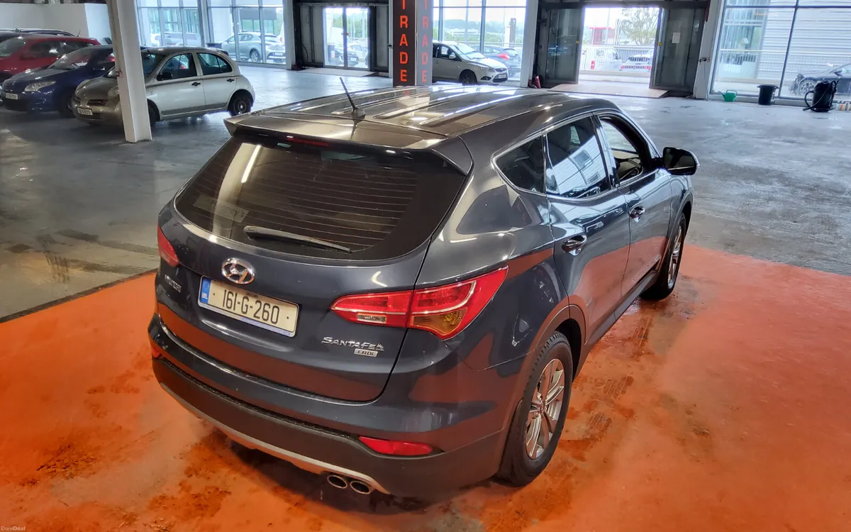 Hyundai Santa Fe 2016 - Image 3