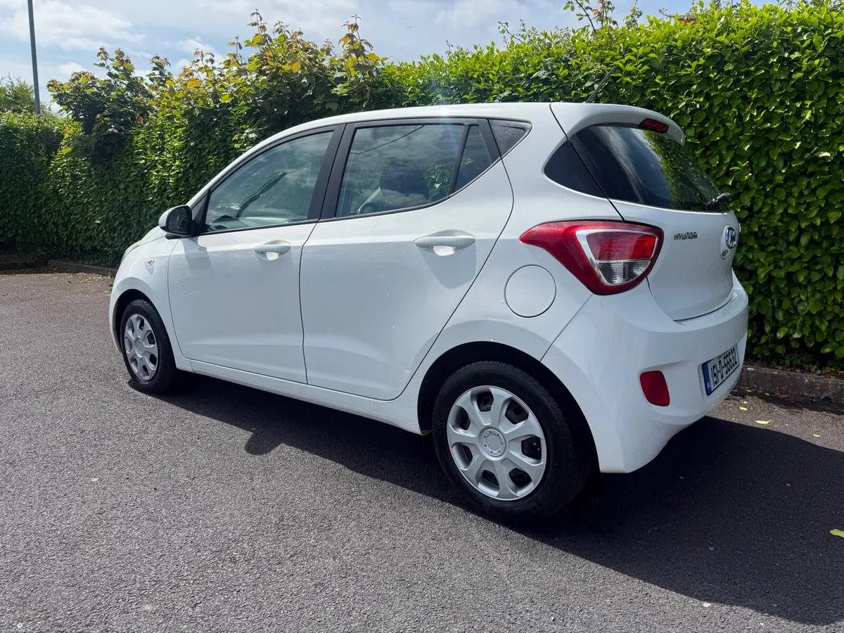 2015 Hyundai i10 Low Mileage 1.0 Petrol - Image 4