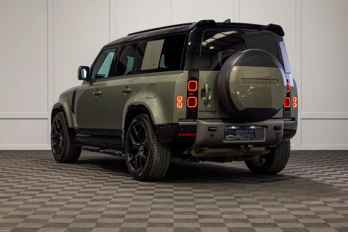 2022 Land Rover Defender 110 P400e X-Dynamic SE - Image 4