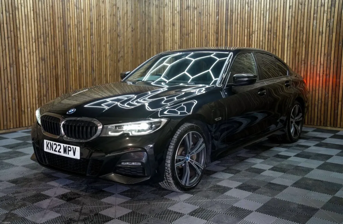 BMW 330e M Sport Irish Reg **6 Months Warranty** - Image 3