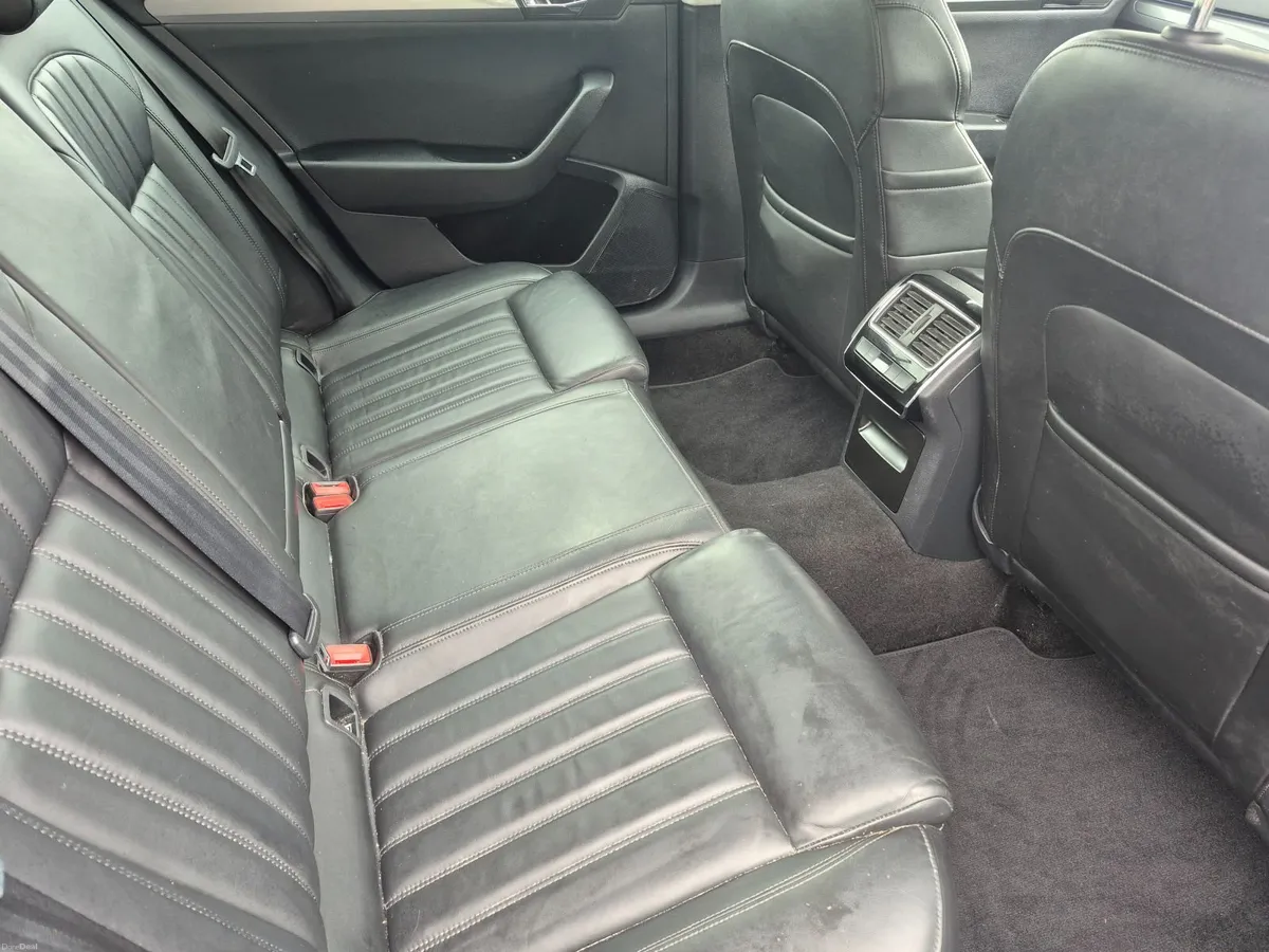 Skoda Superb Style Low Mileage - Image 2