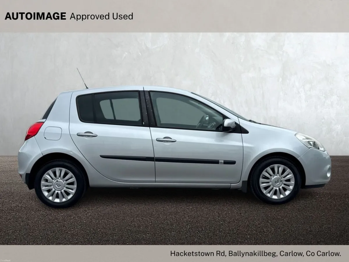 Renault Clio Dynamique 1.2 (Serviced) - Image 6