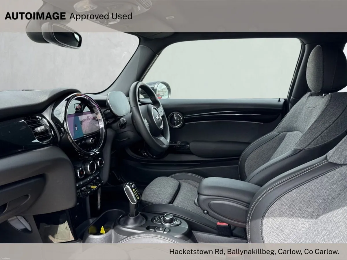 Mini Cooper Electric Resolute MINT - Image 4