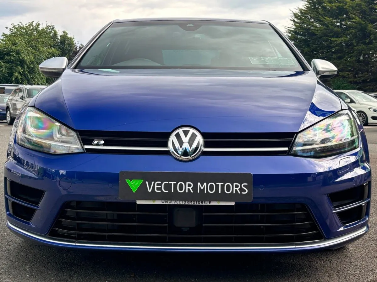 Volkswagen Golf R 2.0 TSI DSG AUTO BLACK LEATHER 5 - Image 4