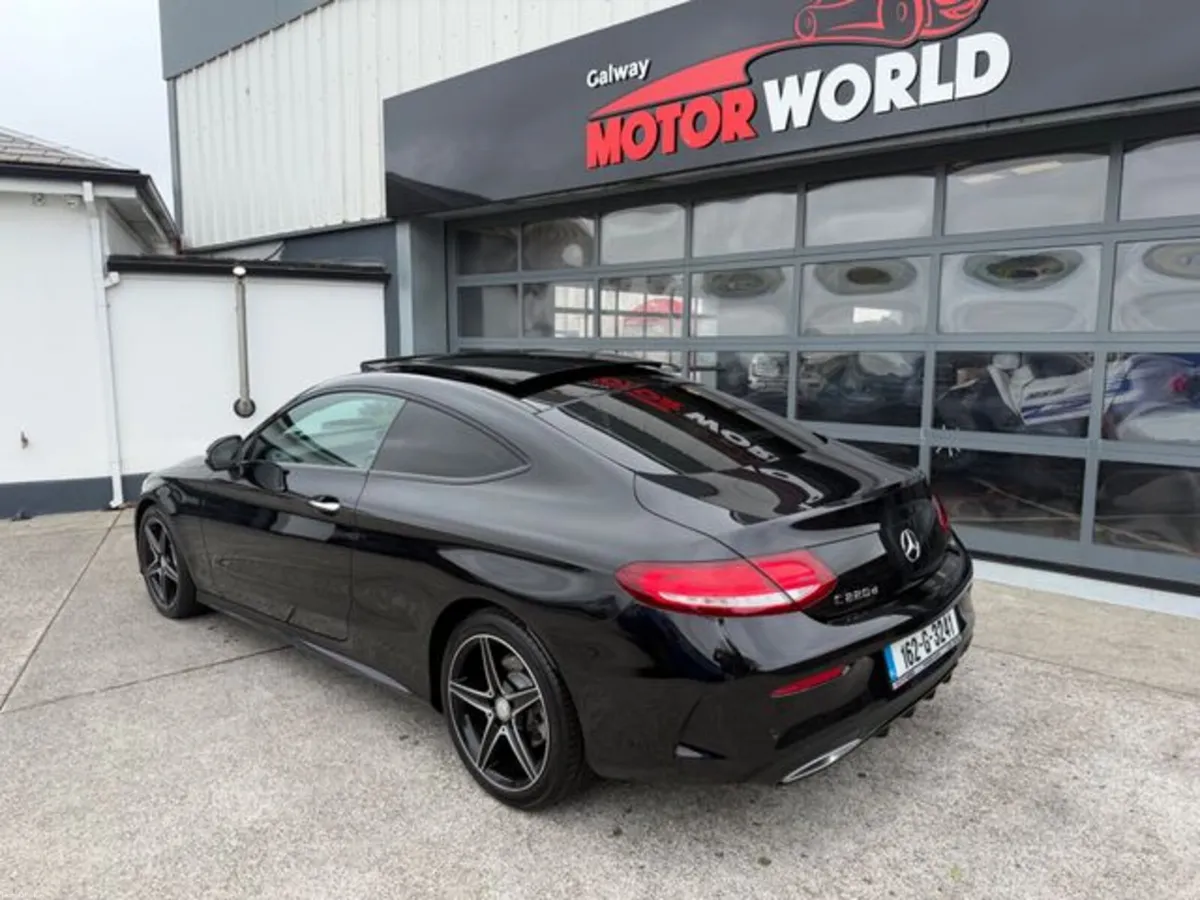 Mercedes-Benz C-Class C220 D AMG Line Premium Plus - Image 2