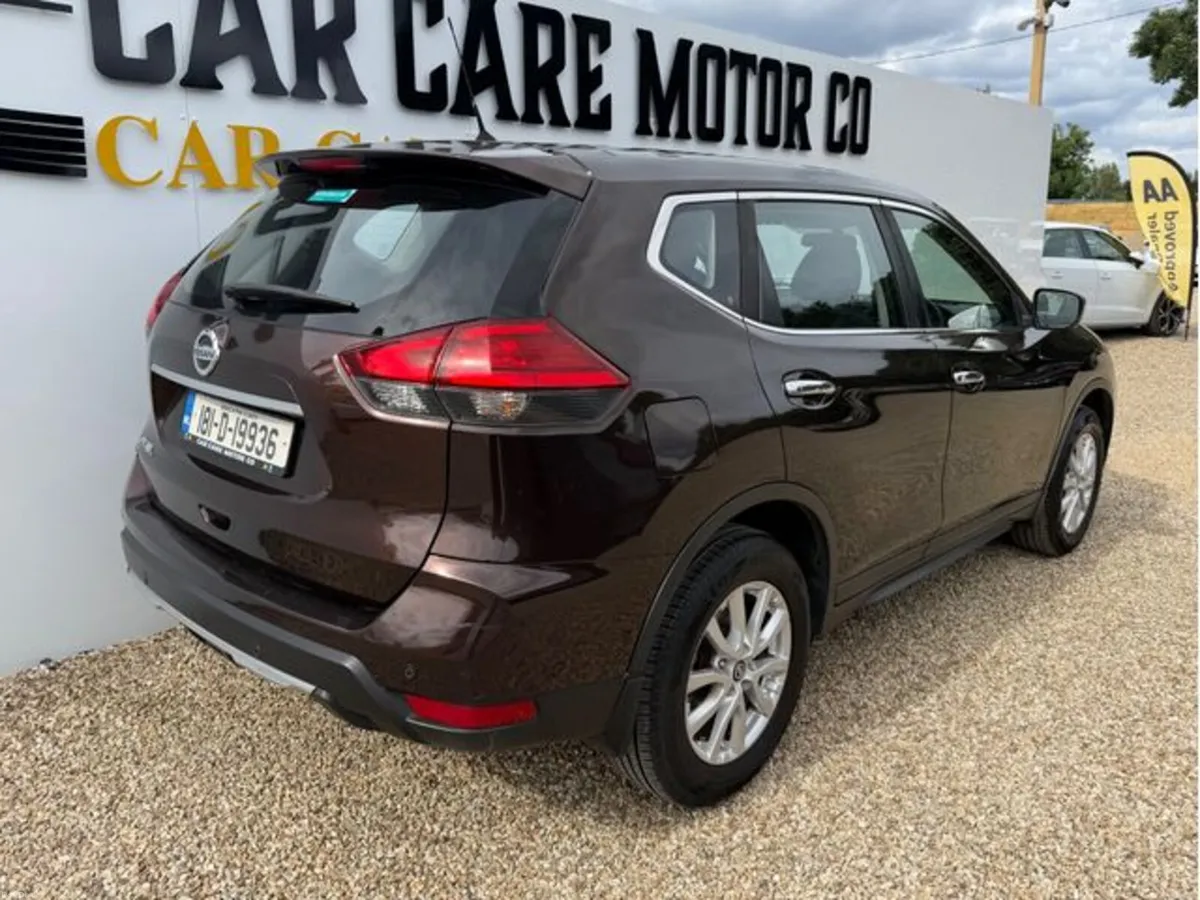Nissan X-Trail 1.6 XE 7 Seat 18 4DR - Image 4