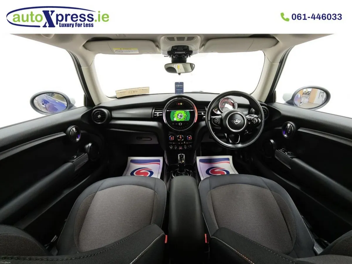 Mini Cooper 1.5 Automatic, Reversing camera - Image 2