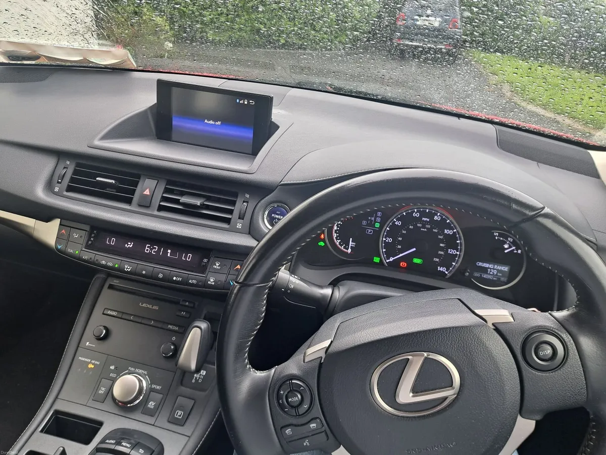 Lexus CT 2015 - Image 3