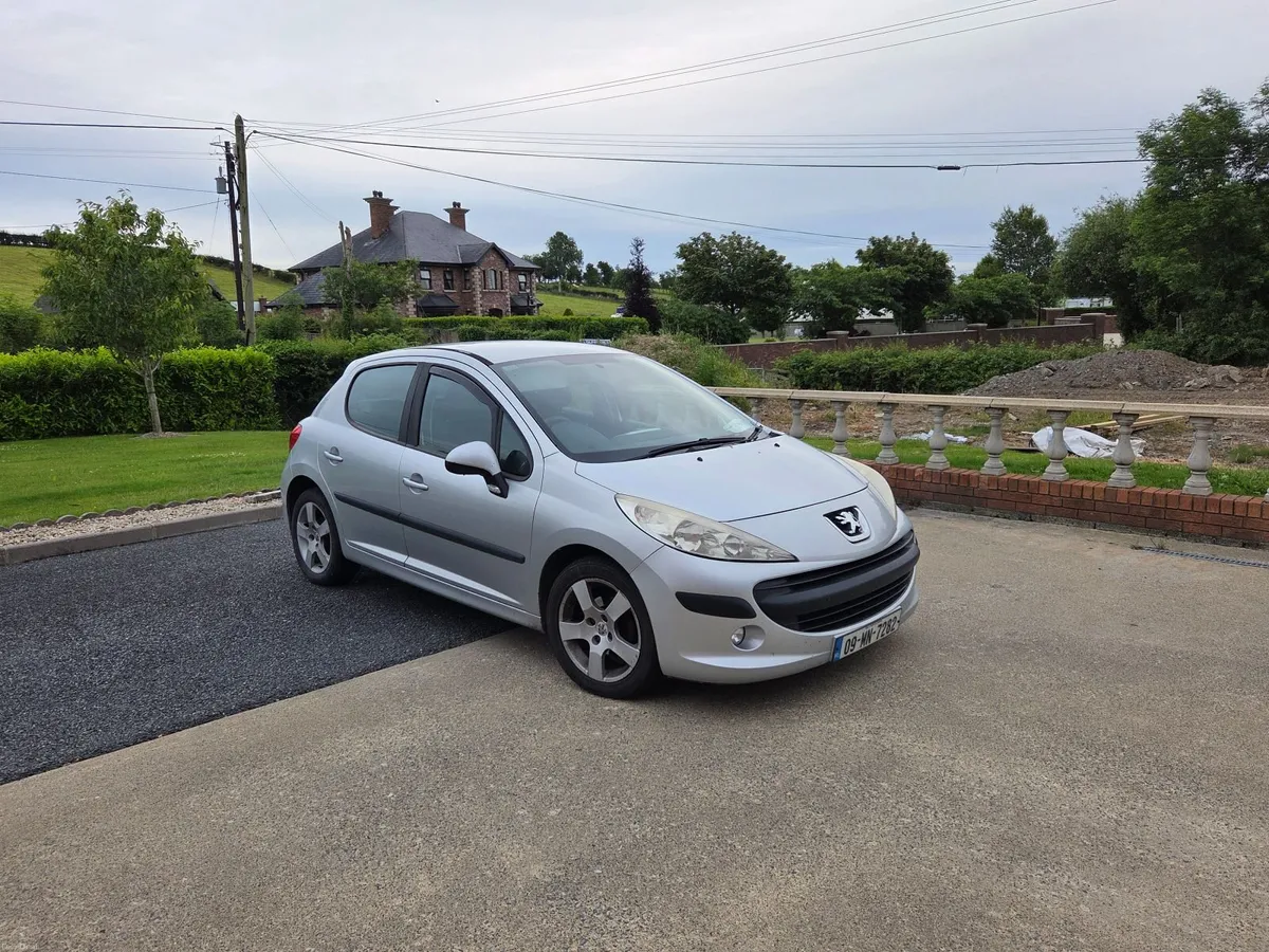 Peugeot 207 2009 - Image 1