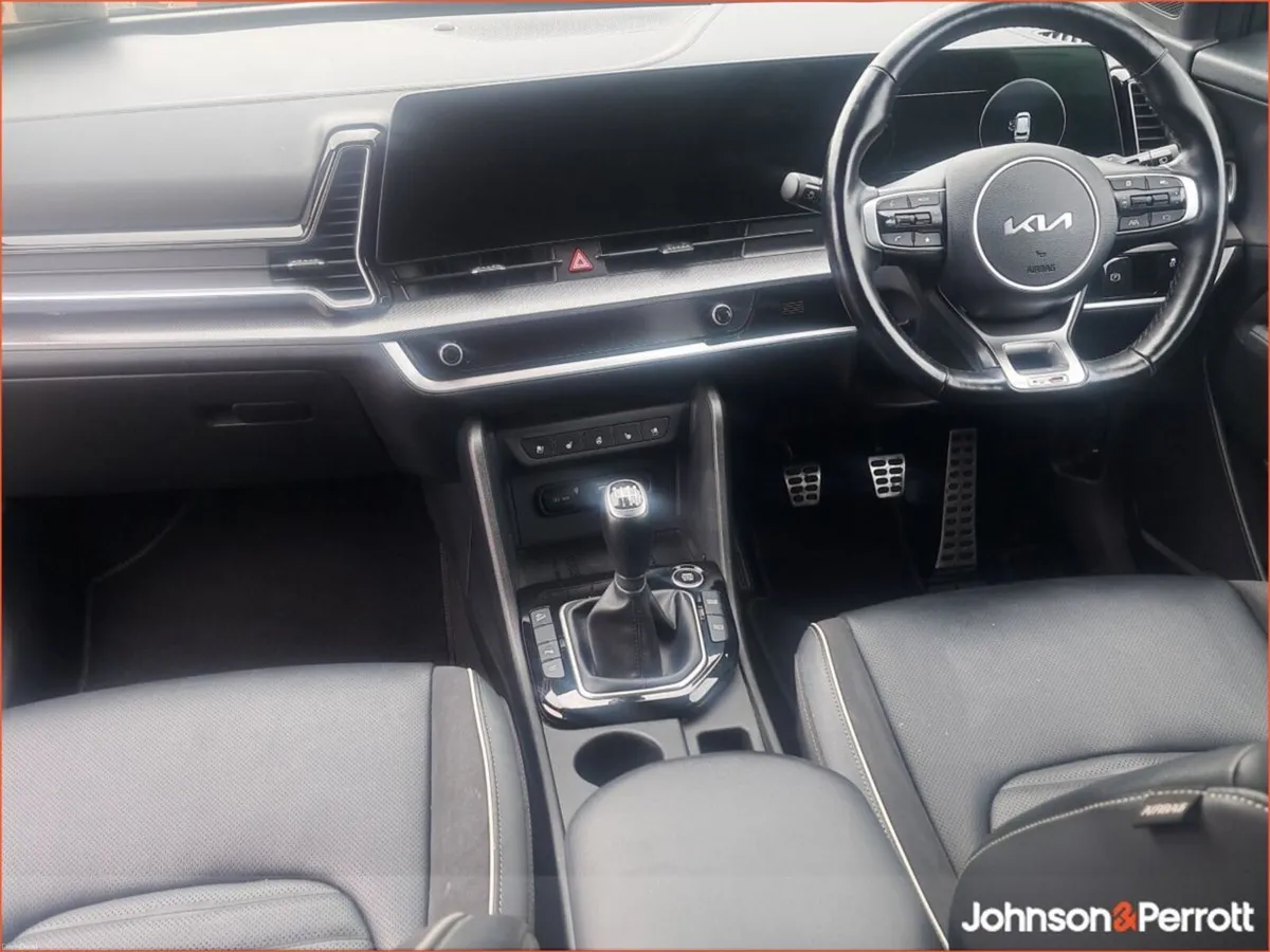 Kia Sportage GT Line SR MHEV - Image 4