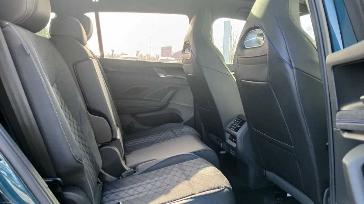 Volkswagen Tayron R-Line Edition 75 DSG 2.0 TDI 15 - Image 6