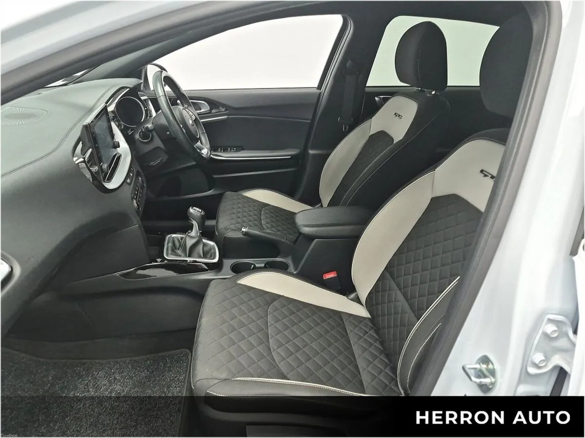 Kia Ceed GT Line 1.0T 120PS Petrol - Image 6
