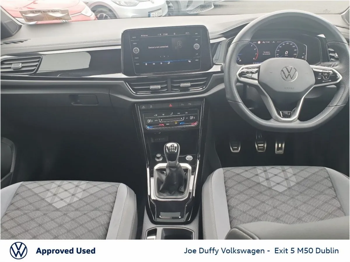 Volkswagen T-Roc R-LINE PLUS 1.0 TSI 110HP MANUAL - Image 3