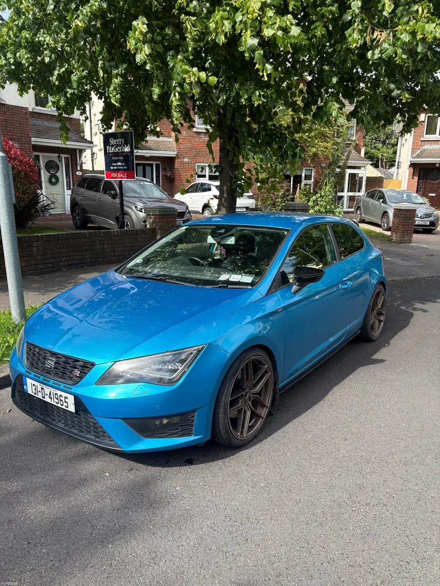 Seat Leon FR 1.8 TSFI - Image 1