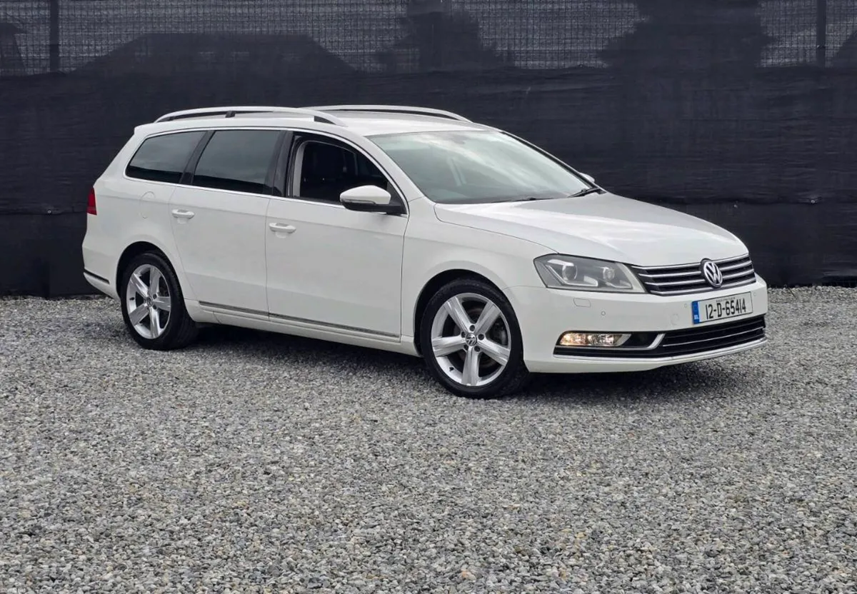 2012 Volkswagen Passat 1.4 TSI HIGHLINE Estate - Image 3