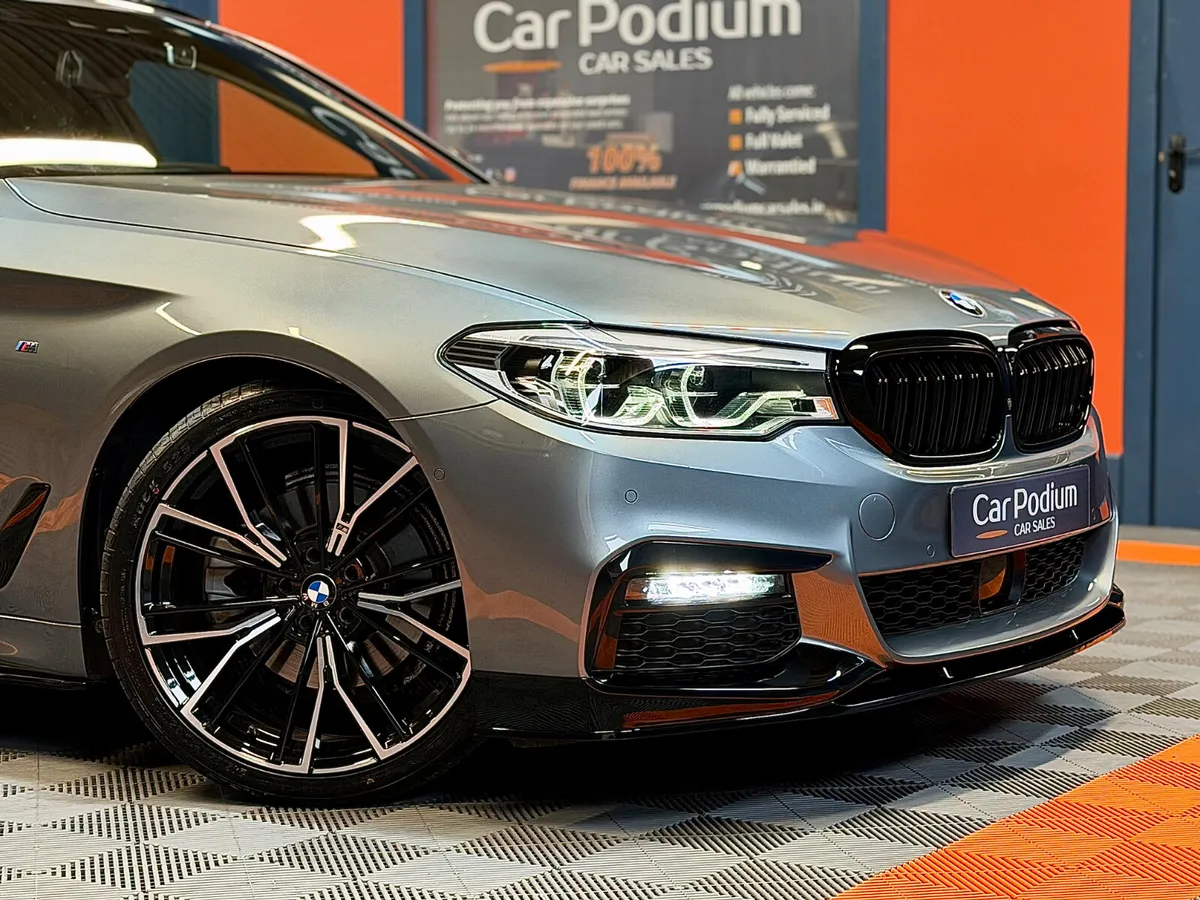 2018 BMW 523D M-Sport Touring G31 190BHP Auto - Image 2