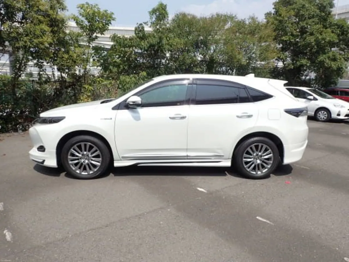 Toyota Harrier - Image 3