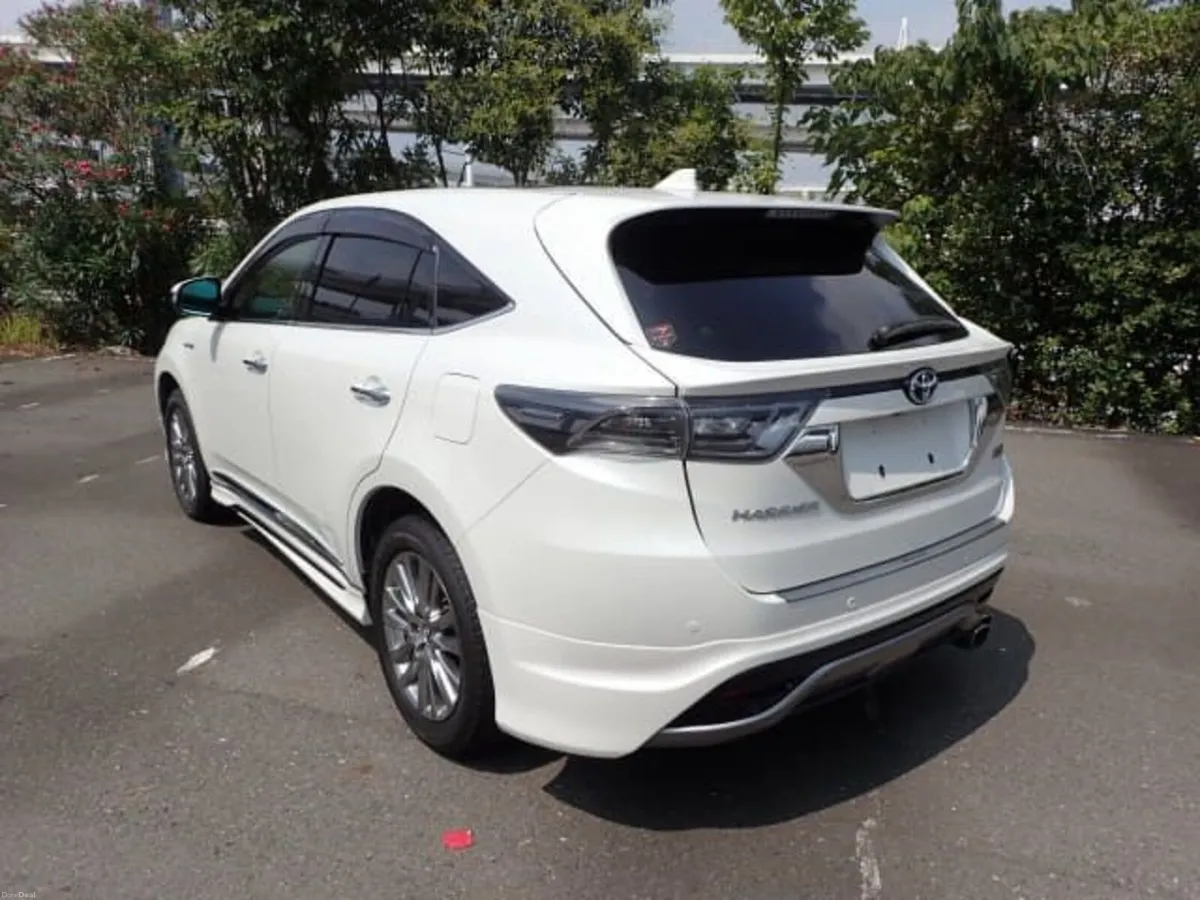 Toyota Harrier - Image 5