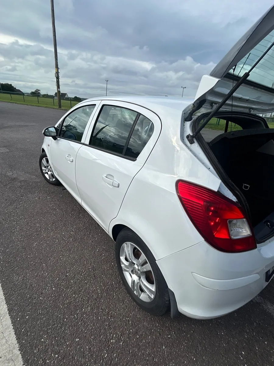 Opel Corsa 2010 - New NCT- low mileage - Image 4