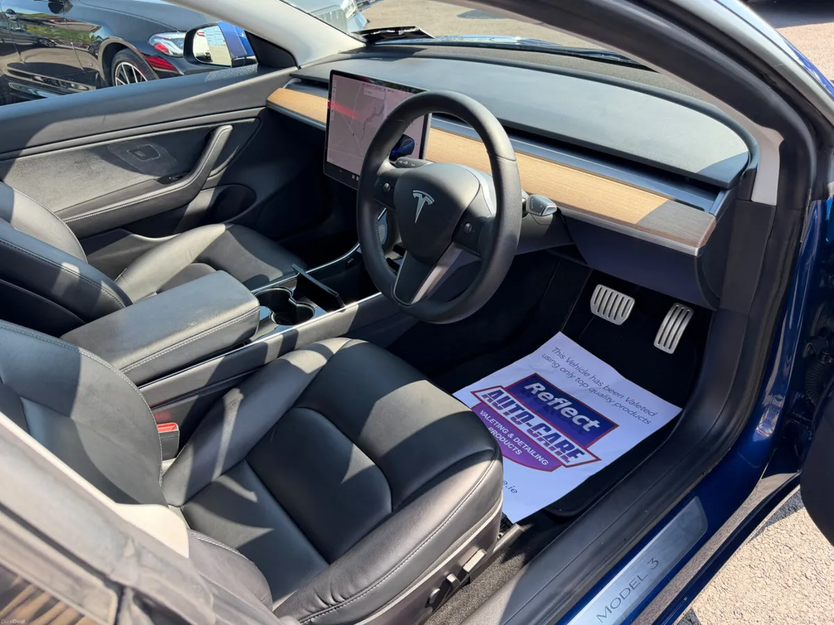 Performance Model 3 - AWD - Long range - Image 2