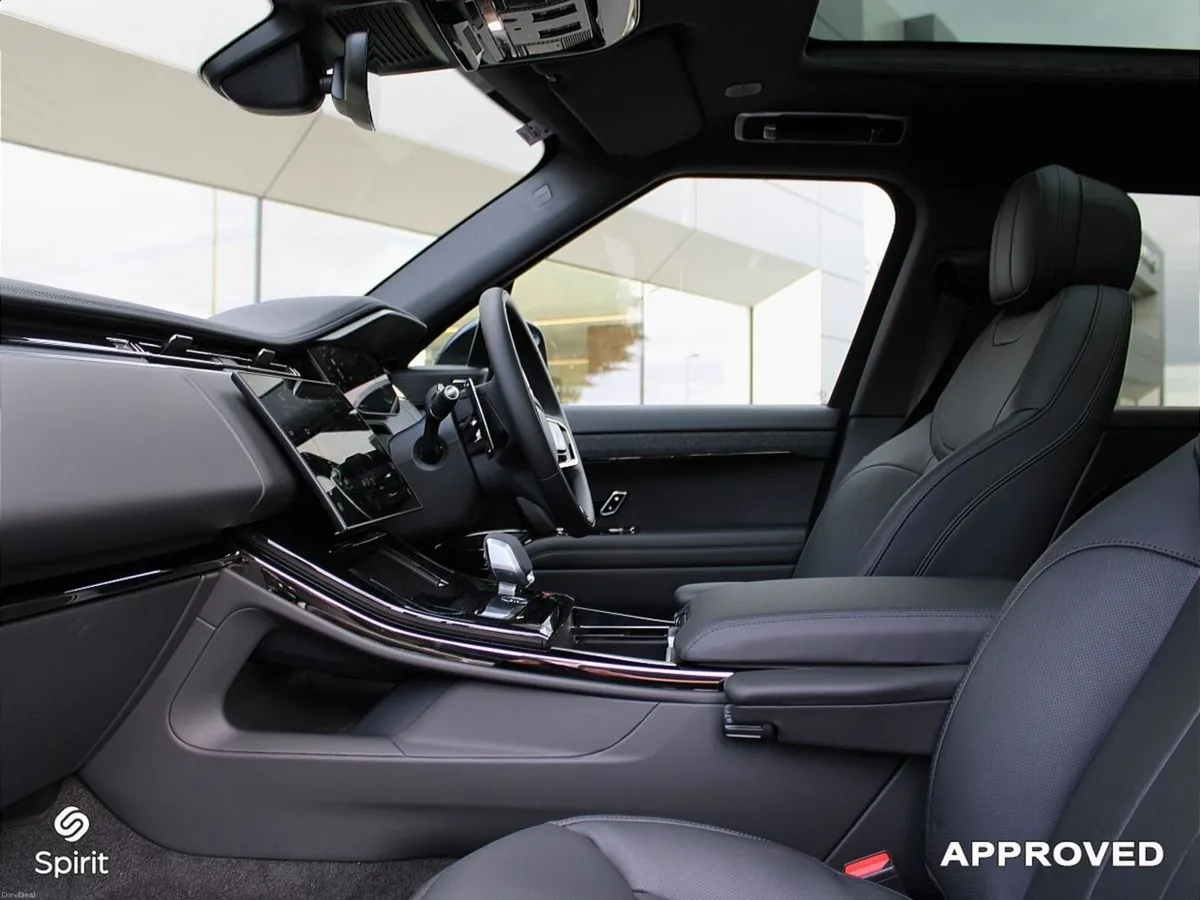 Land Rover Range Rover Sport 3.0 PHEV 460PS  SE Dy - Image 3