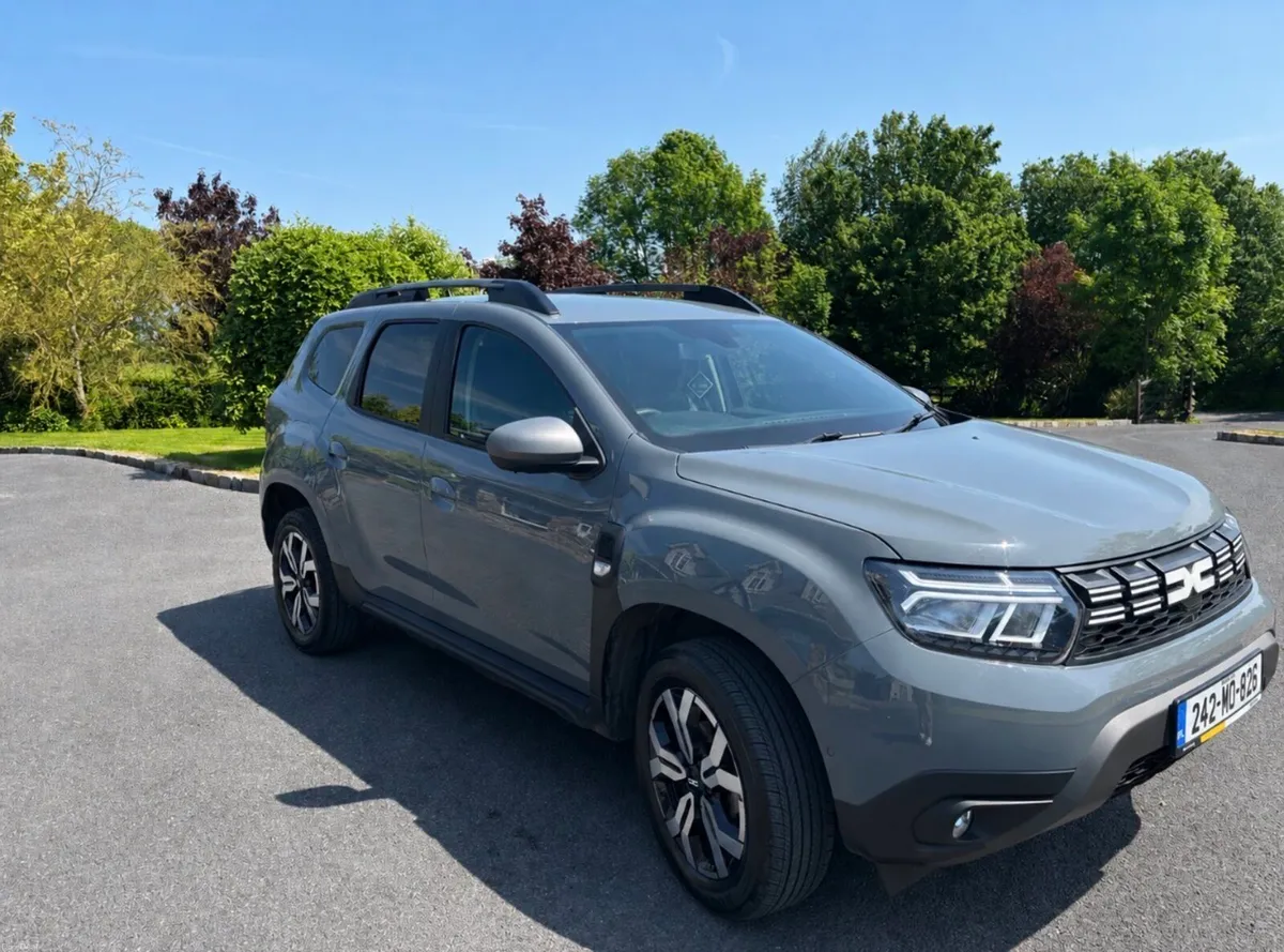 242 Dacia Duster Journey 1.5 Diesel - Image 2