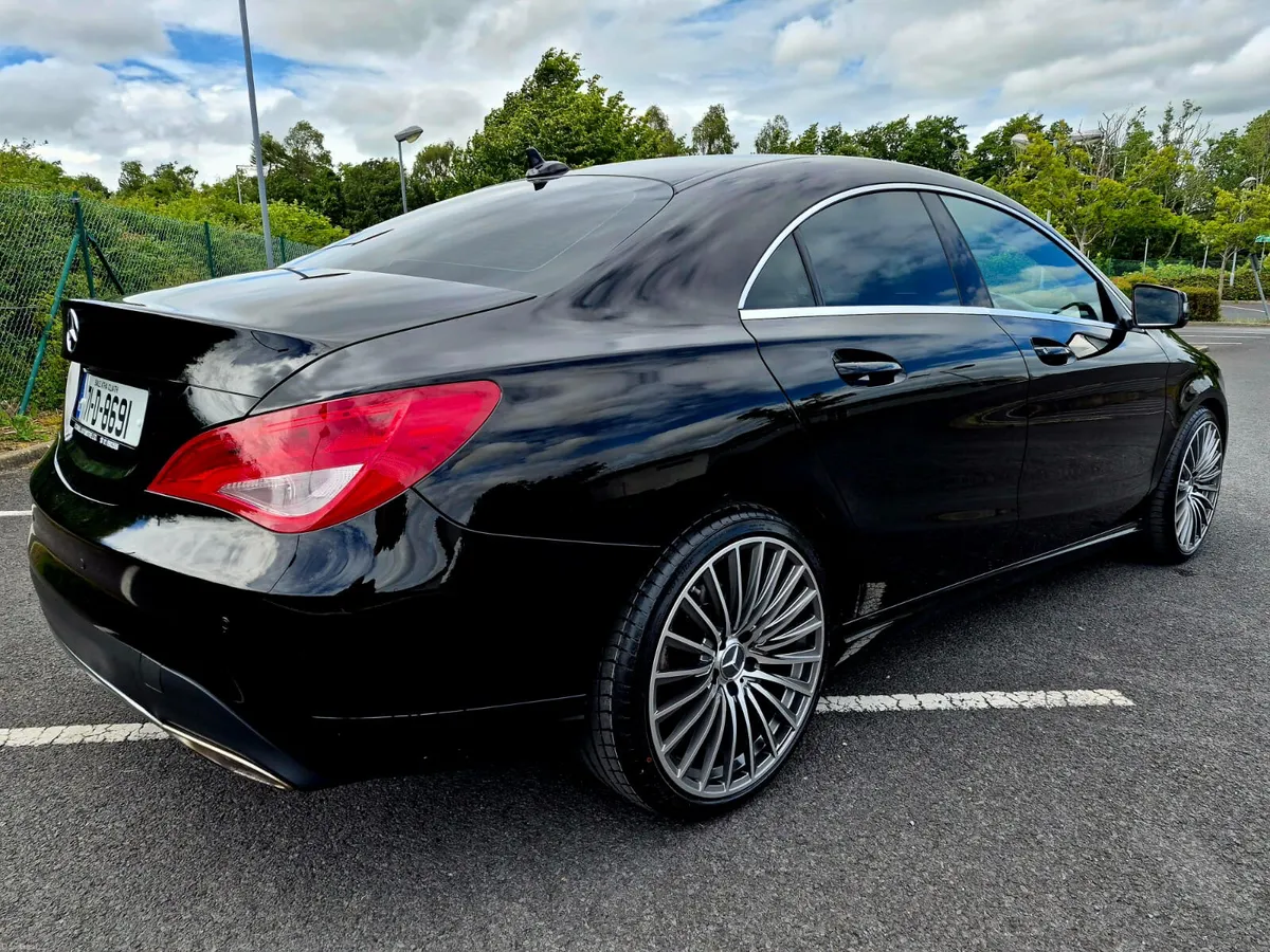 2017 MERCEDES BENZ CLA 180 URBAN PLUS  AMG ALLOYS - Image 4