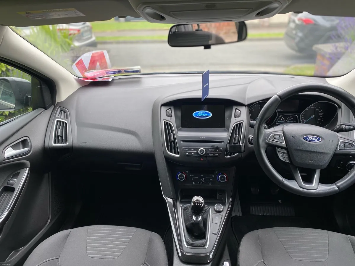 181 Ford Focus Titanium 1.5tdci IMMACULATE - Image 4