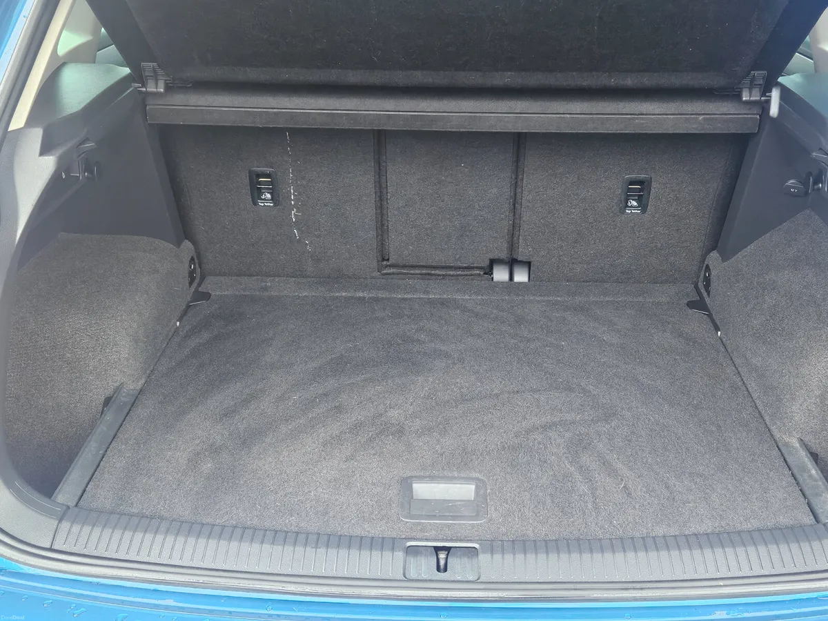 Volkswagen Tiguan 2018 - Image 2