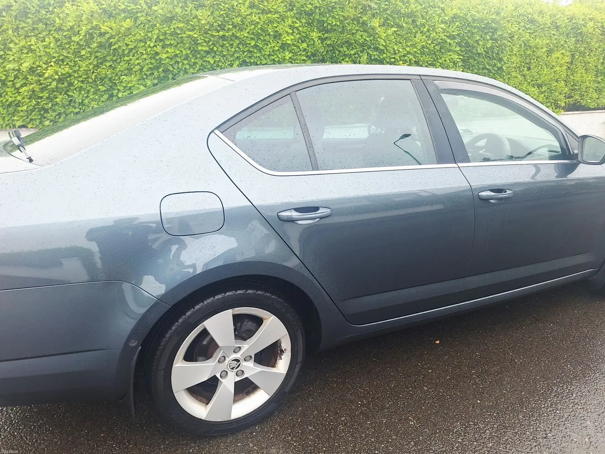 Skoda Octavia 2015 - Image 6
