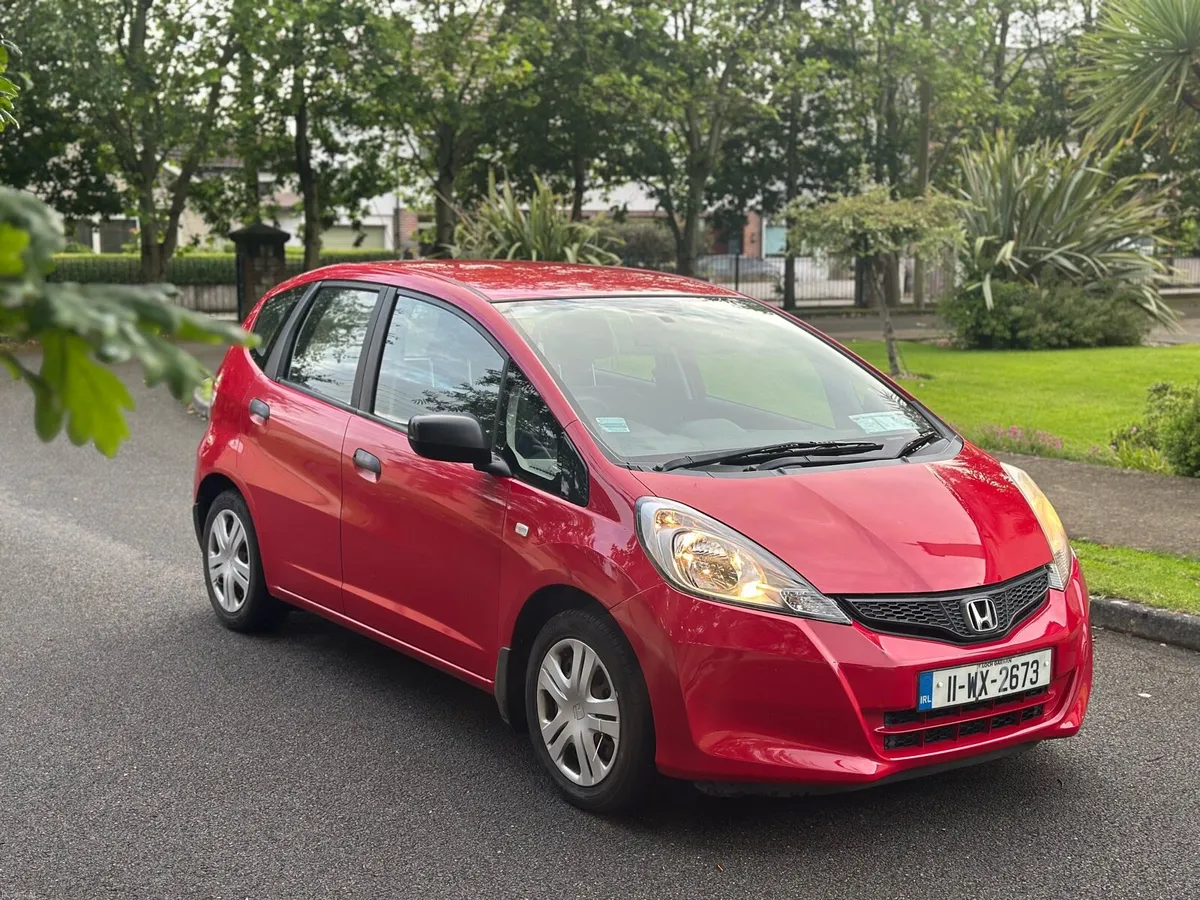 2011 Honda jazz 1.2 petrol nct 11/26 tax 10/26 - Image 1