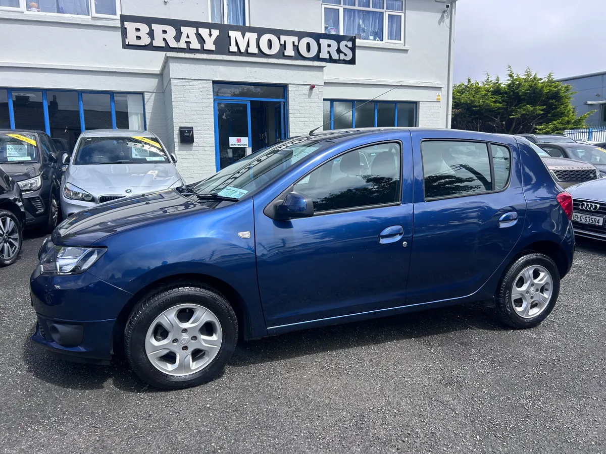 2016 DACIA SANDERO SIGNATUR 1.2 PETROL LOW KMS - Image 1