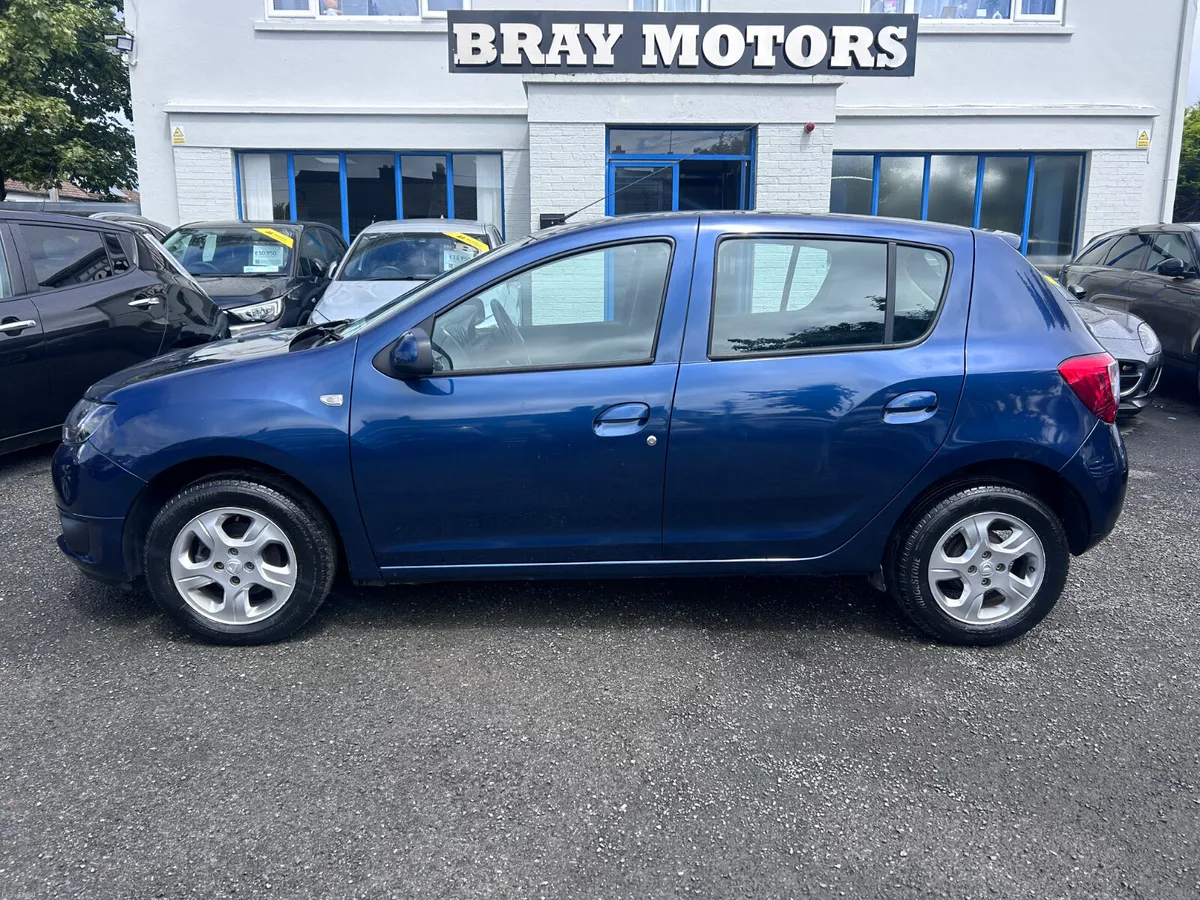 2016 DACIA SANDERO SIGNATUR 1.2 PETROL LOW KMS - Image 3
