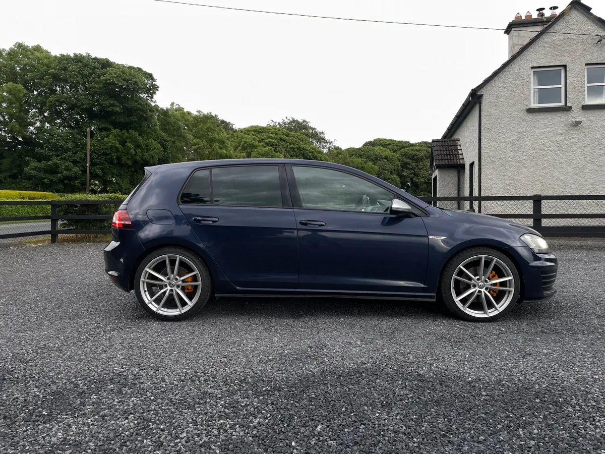2014 Volkswagen Golf GTD Manual - Image 3